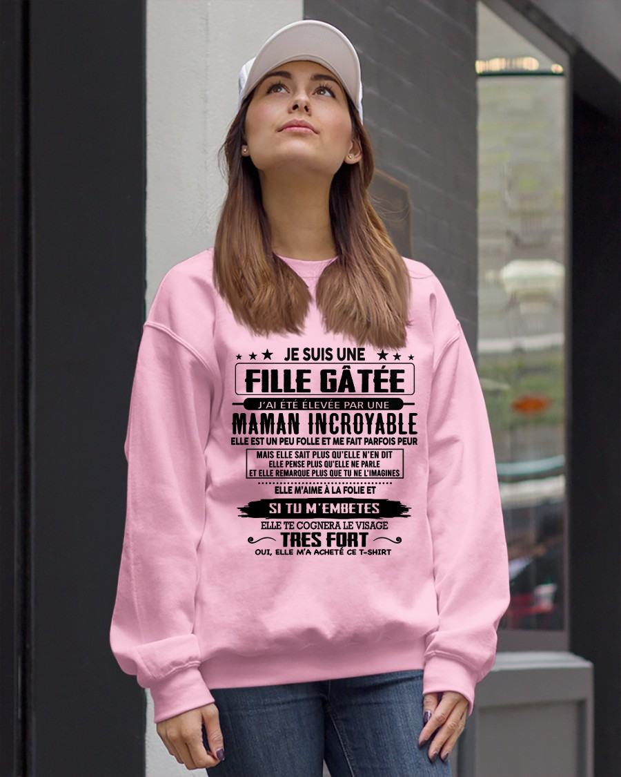 T-SHIRT JE SUIS UNE FILLE CHANCEUSE – CADEAU TOUCHANT DE MAMAN INCROYABLE - frTOBY00 (SKU26T-0190-00)