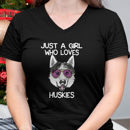 Dog Love Shirt, Dog Lover Gift T-Shirt/Hoodie/Sweatshirt HLT00 - Just A Girl Who Loves Huskies Dog Lover Gifts Husky Owner T-Shirt